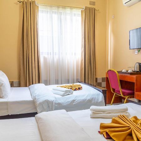 Nyamfinzi Hotel Chipata Exterior photo