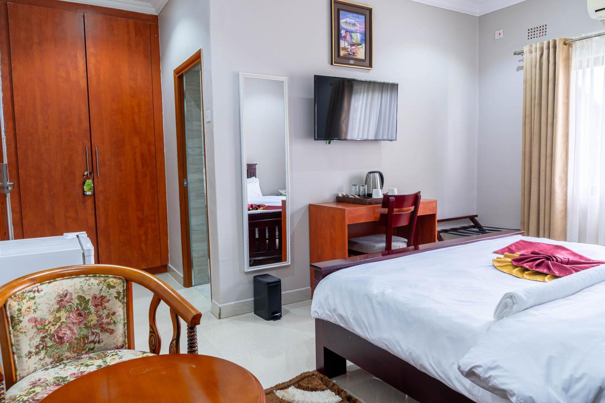 Nyamfinzi Hotel Chipata Exterior photo