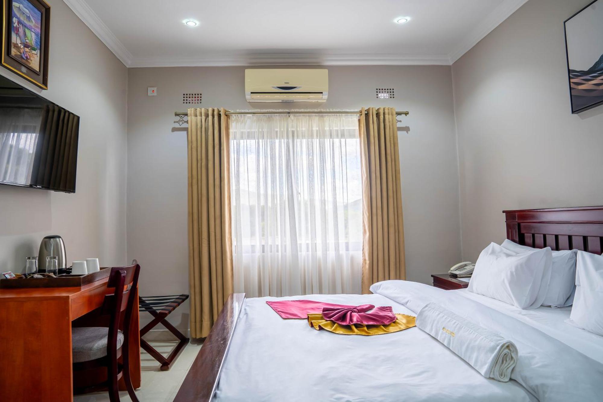 Nyamfinzi Hotel Chipata Exterior photo